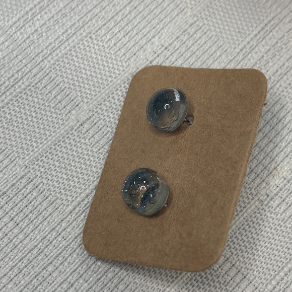 Murano Glass Midnight-sky ear studs - Picture 2 of 7